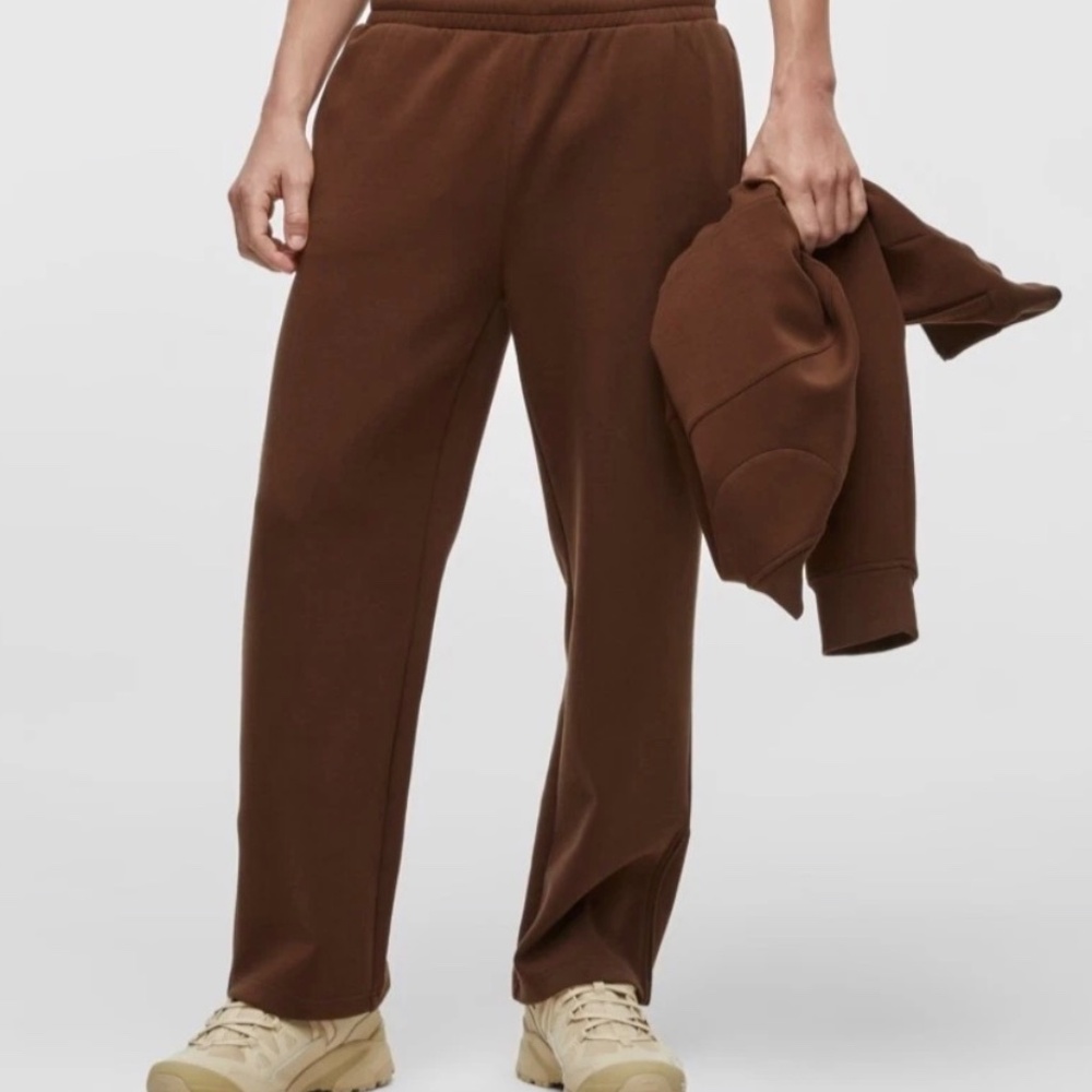 Mode of One Men's Regular Fit Track Pants in Dark Walnut New pick‎ size